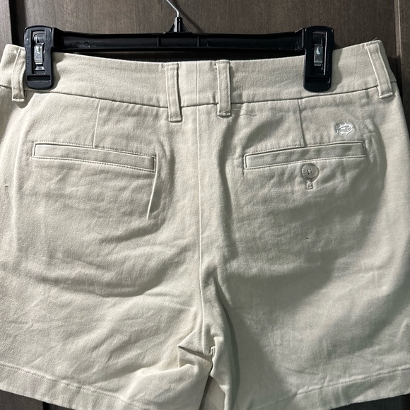 Southern Tide ladies shorts size 2 - Picture 2 of 3